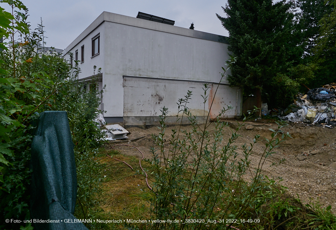 31.08.2022 - Baustelle an der Niederalmstraße 16 und Hugo-Lang-Bogen 13 in Neuperlach-Trudering
